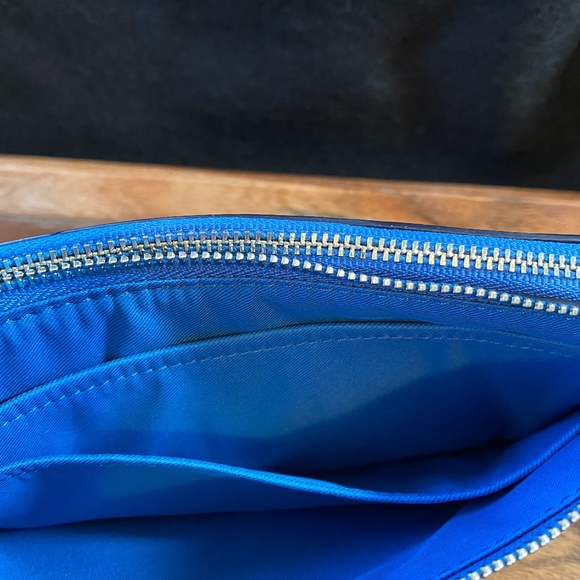 Beautiful Blue Coach Wristlet with Organization - Picture 5 of 5